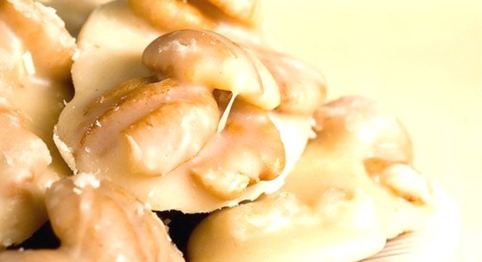 Пралиновые конфеты с орехами пекан