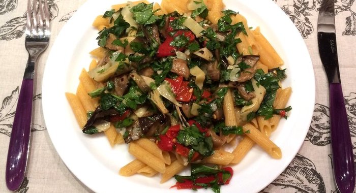 Пенне с овощным рагу