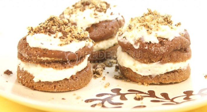 Шоколадные пирожные
