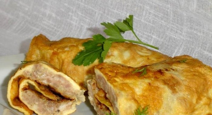 Омлет с фаршем