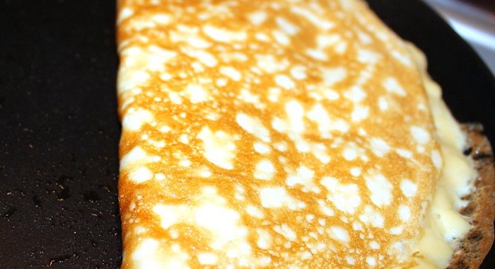 Простой омлет с сыром