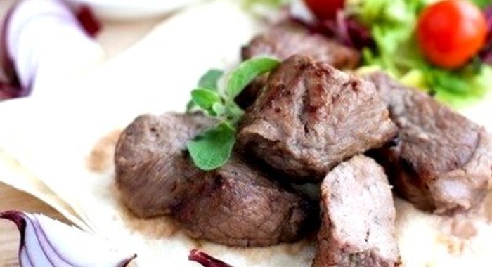 Шашлык из баранины с киви