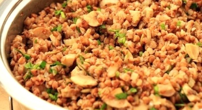 Гречка, запеченная с грибами