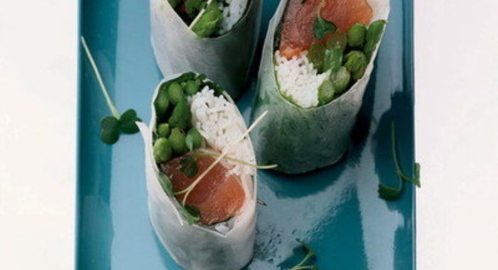 Хрустящие роллы с лососем и спаржей