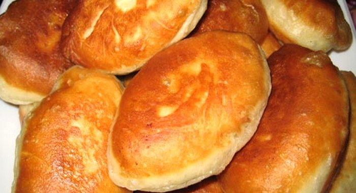 Жареные пирожки на дрожжах