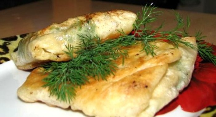 Лаваш с брынзой и помидорами