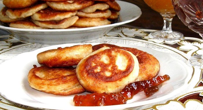 Оладьи без яиц на кислом молоке