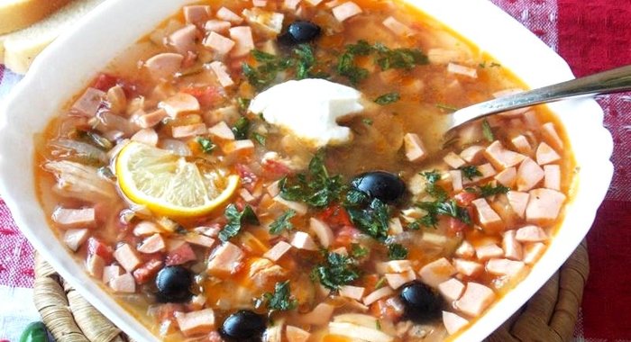 Солянка мясная