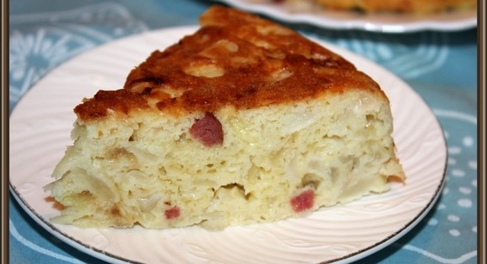 Шарлотка с капустой в мультиварке