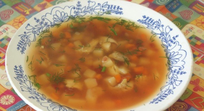 Суп на курином бульоне со свеклой