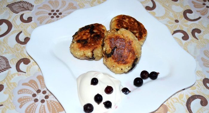 Сырники с черносливом