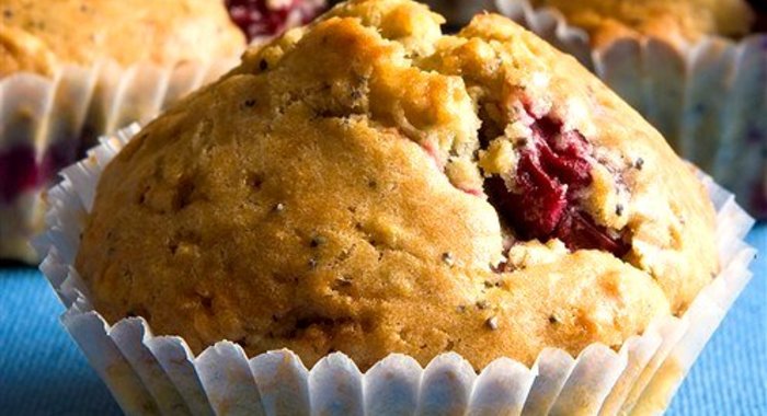 Вишневые кексы с белым шоколадом