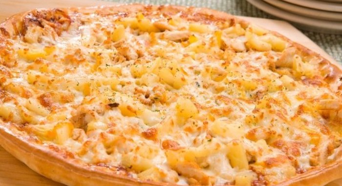 Пицца гавайская с курицей