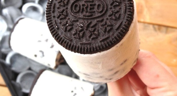 Сливочное мороженое с печеньем