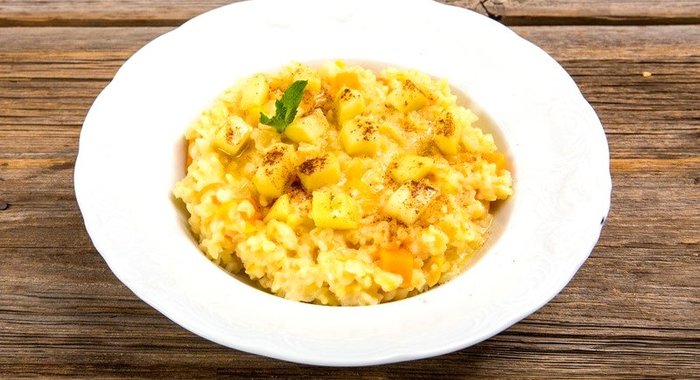 Каша из булгура с тыквой и яблоками