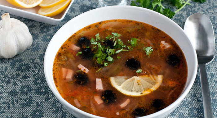 Солянка сборная мясная