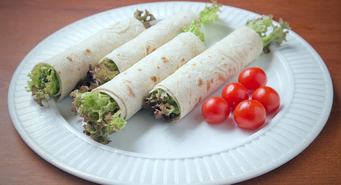 Закусочные рулетики с говядиной