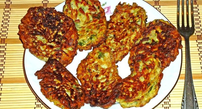 Оладьи из кабачков с грибами