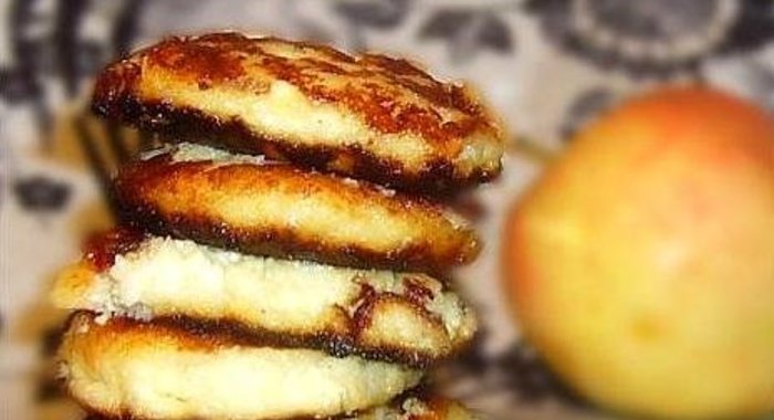 Сырники с яблоками