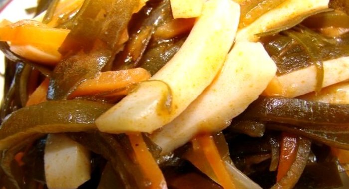 Солянка из морской капусты