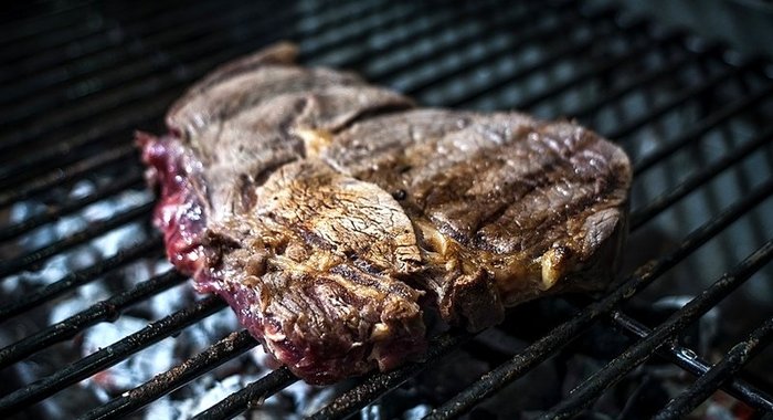 Стейк из говяжьей вырезки