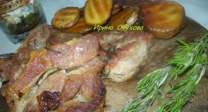 Стейк с хрустящим картофелем