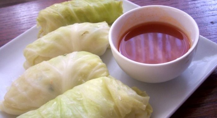 Рулет из рыбы с капустой