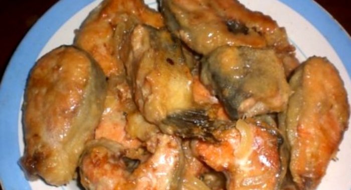 Стейк из горбуши на сковороде