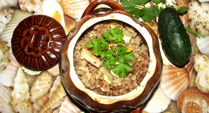 Гречка с патиссонами в горшочке