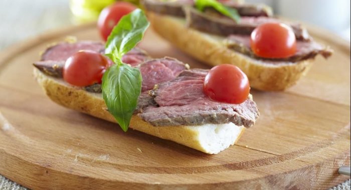 Бутерброды с ростбифом