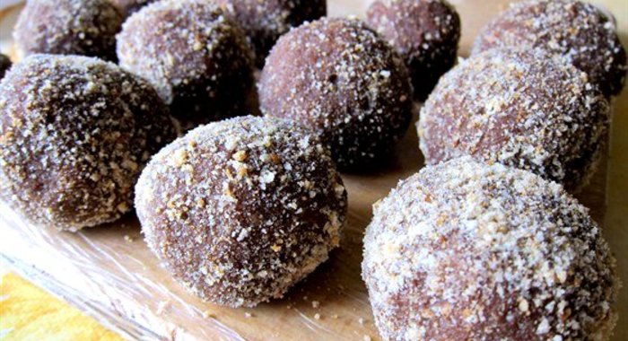 Пирожное «Картошка» с коньяком и грецкими орехами