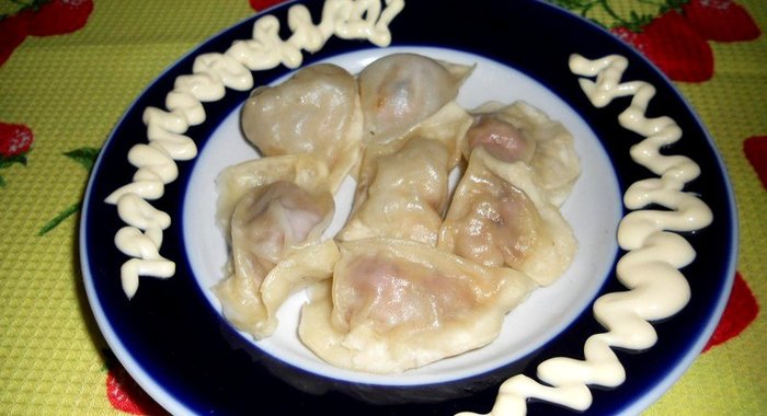 Пельмени с мясом и капустой на пару