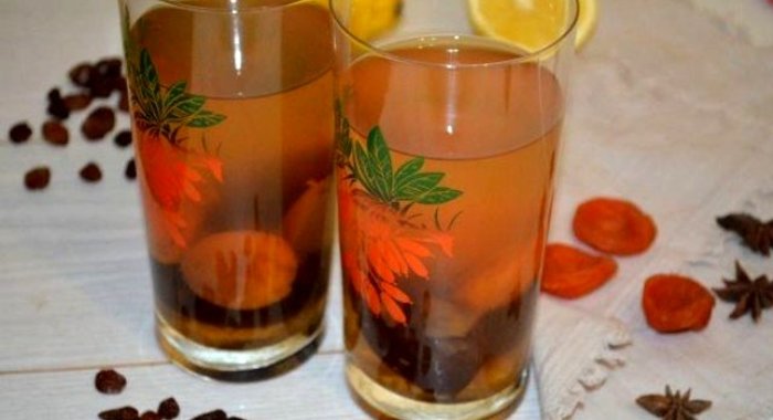 Компот из кураги и чернослива и изюма