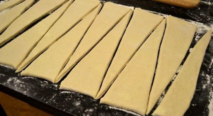 Круассаны из готового слоеного теста