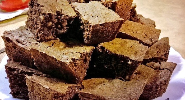 Традиционный брауни с орехами