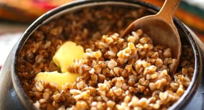 Гречка в чугунке