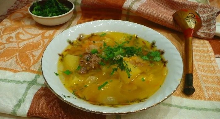 Щи с тушенкой