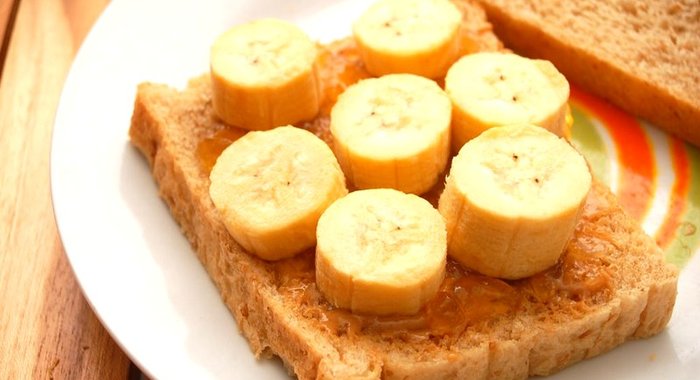 Бутерброд с арахисовым маслом