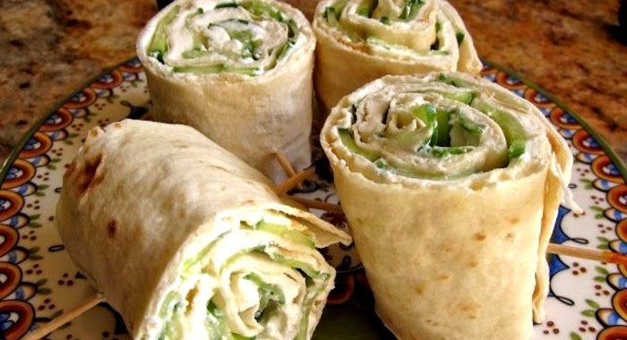 Лаваш с сыром и зеленью