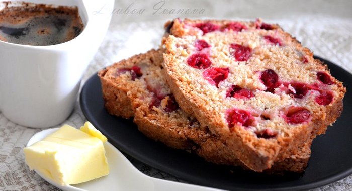 Десертный клюквенный хлеб