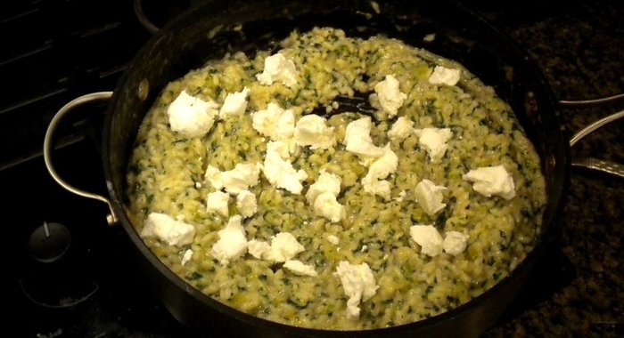 Ризотто со шпинатом и козьим сыром