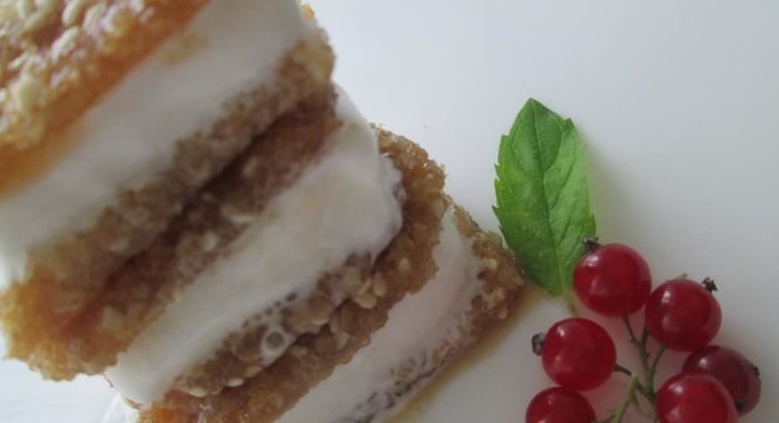 Мороженое из йогурта с козинаками