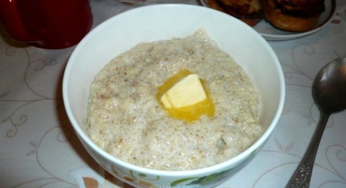 Ячневая каша на молоке