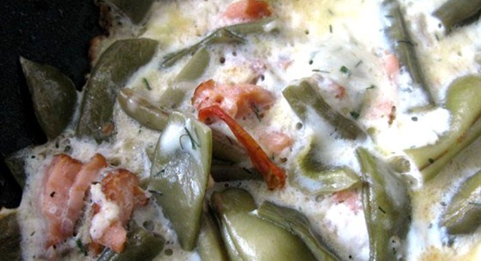 Омлет с овощами и рыбой