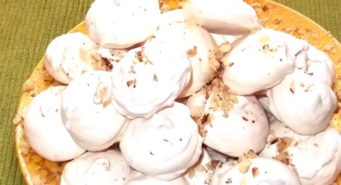 Пирожное воздушное безе