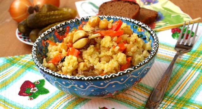 Плов с нутом