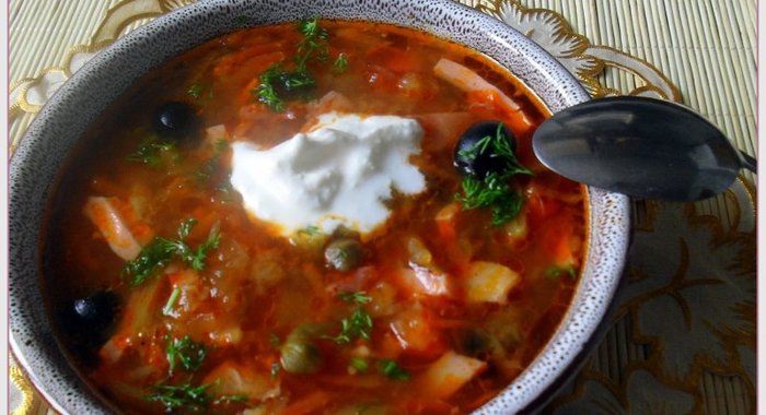 Солянка мясная сборная