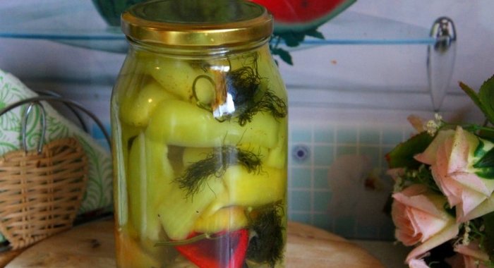 Болгарский перец в остро - сладком маринаде