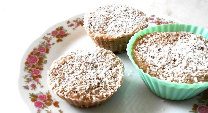 Сыроедческое пирожное