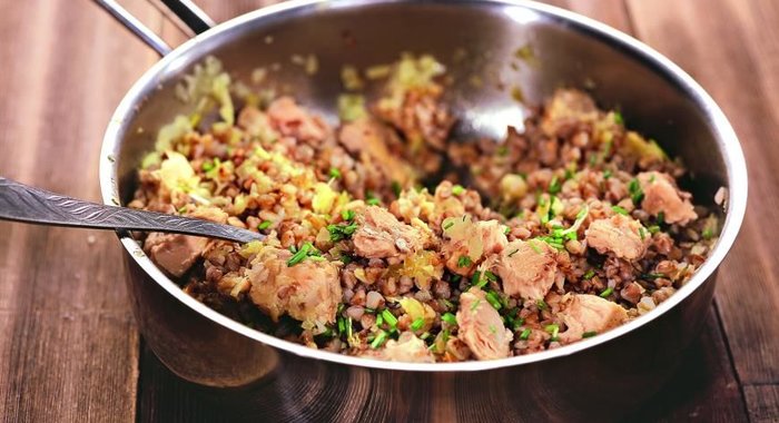 Гречка с лососем